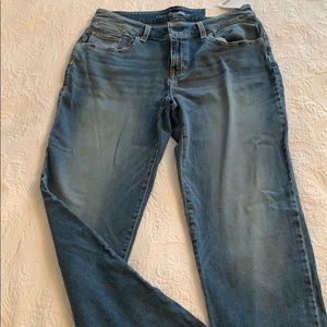 Chico’s platinum boyfriend jeans size 0